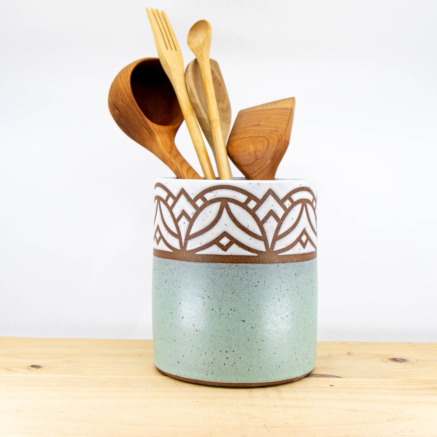 Wintergreen Utensil Holder
