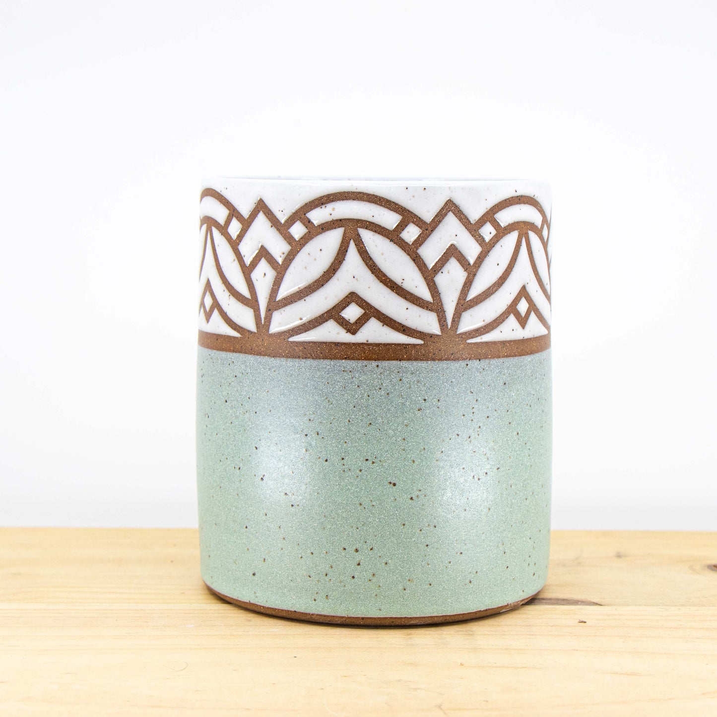 Wintergreen Utensil Holder