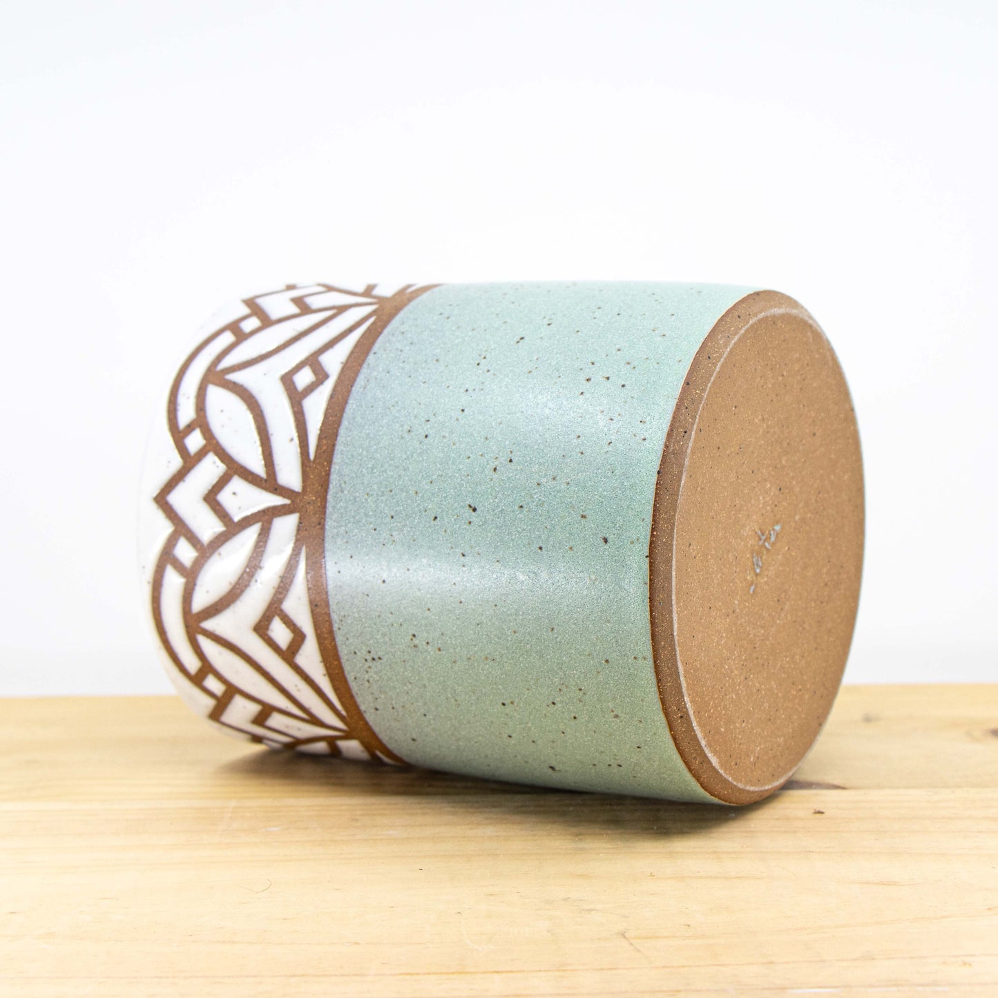 Wintergreen Utensil Holder